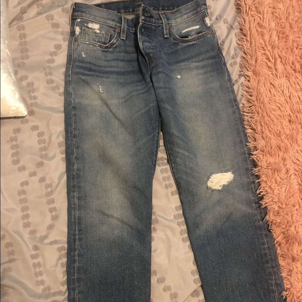 Levi’s wedgie mom jeans